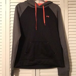 Under Armour Sweatshirt